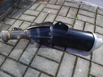 Yamaha FZ1 Výfuk - 12