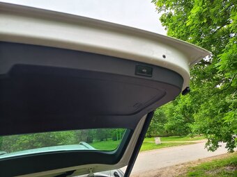 Škoda kodiaq 2.0 TDI 140kw 4x4 DSG ,7 míst,model 2018 - 12