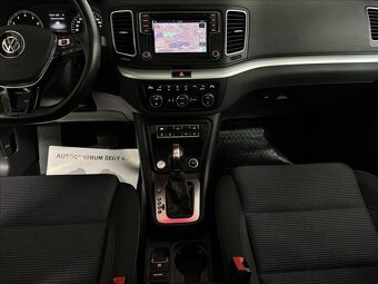 Volkswagen Sharan 1.4TSI DSG ACC Pano 7Míst - 12