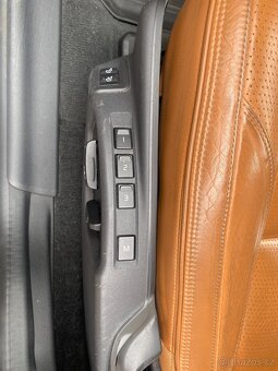 Prodám Volvo XC60, D5, 169kw, 4x4, Summum, r.v.2014 - 12