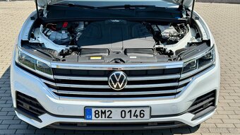 Volkswagen Touareg //3.0TDi//170kW//JAKO NOVÉ//SERVIS-VW// - 12