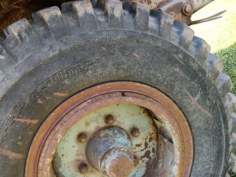 kola vlek 5 tun pneu 10,50x16 - 12