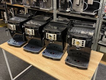 Kávovar DeLonghi MAGNIFICA S - 12