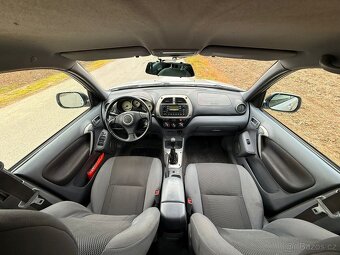 TOYOTA Rav4 2.0 D4D 4x4 - 12