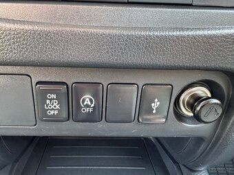 Mitsubishi L200 2,2DID 4x4 127kW Invite - 12