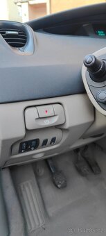 Renault Scénic 2 - 12