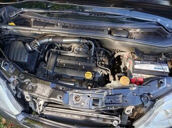 Opel Meriva 1.4i - 12