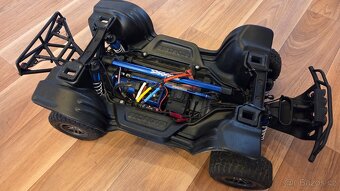 Traxxas Slash Ultimate 4x4 - 12