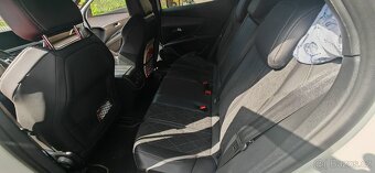 Prodám Peugeot 3008 GT - 12