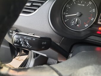 Škoda Octavia 3 1.2 TSI  77kw r.2014 TOP STAV  servisní knih - 12