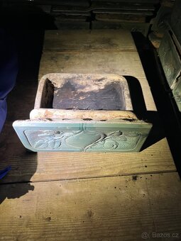 Rozebraná kachlová kamna - 12