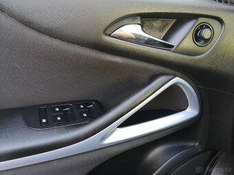 Opel Zafira 2.0 CDTi 125 kW 7.Míst NAVI - 12