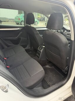 Škoda Octavia III 1.8 TSI kombi 132kW - 12