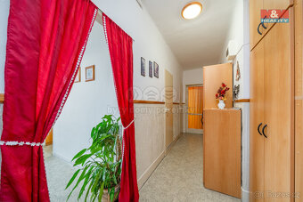 Prodej bytu 3+1, 69,4 m², s garáží a zahradou, Opatov - 12