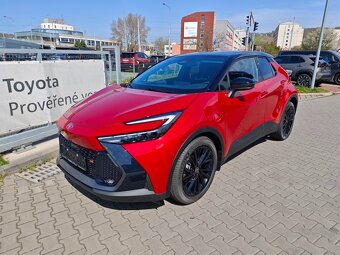 Toyota C-HR GR SPORT 2.0 HEV Hybrid - 12