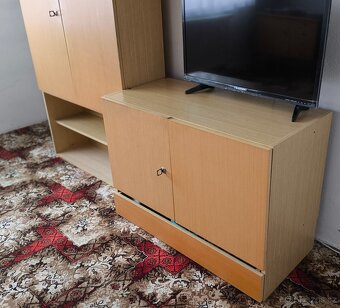 Prodám sestavu skříněk, různé možnosti sestavení - 12