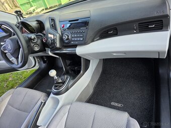 Honda CR-Z - 12
