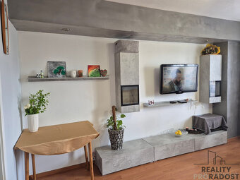 Prodej velmi hezkého družstevního bytu 3+1 o výměře 71 m2 v  - 12