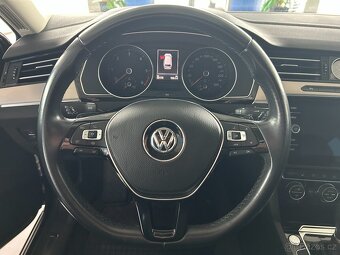 Volkswagen Passat B8 2.0 TDI,DSG,ČR,HIGHLINE - 12