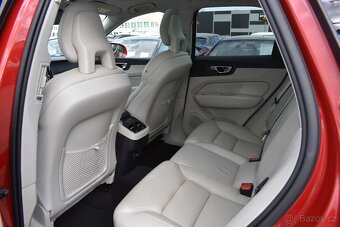 Volvo XC60 2.0B4.INSCRIPTION.AWD.VZDUCH.KAMERY360°.VÝHŘEV - 12