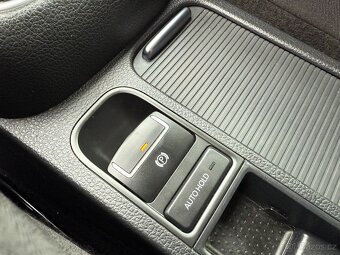 Volkswagen Sharan 2.0 TDI 4MOTION - 12