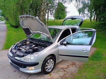 Peugeot 206 1.4 benzin 55kw / BEZ KOROZE / KLIMATIZACE - 12