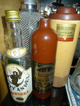 Retro porcelan, raminka a zaluzie - 12