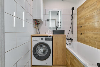 Prodej moderního bytu 3+1 s lodžií a sklepem, 85 m² – Chrudi - 12