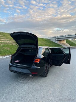 Seat Leon Cupra 221kw Max. výbava - 12