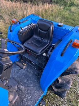 Traktor ISEKI TA317 + čelní nakladač s klapačkou - 12