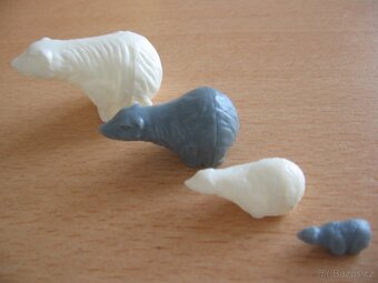 Figurky z Kinder vajíček + vajíčka - 12