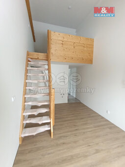 Prodej apartmánu s galerií 2+kk, 39 m², Svratouch - 12