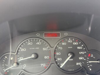 CITROËN BERLINGO 1.4 55kW, BEZ KOROZE, NOVÁ STK - 12