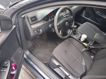 VW PASSAT 1.9TDI.77KW. R.V.2008 - 12