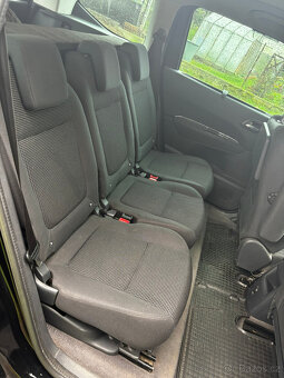 Peugeot 5008 2.0 HDI 110kW, RV 2013, Tažné, Nová STK - 12