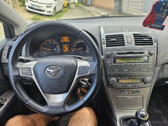 Toyota Avensis kombi ,2.0D-4D 93kW,klima - 12