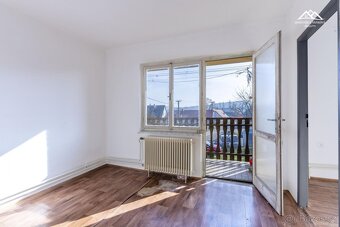 Prodej rodinného domu, 651 m2, Rušinov - 12