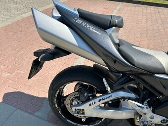 Suzuki B-King 1300 ABS 2008 - 12