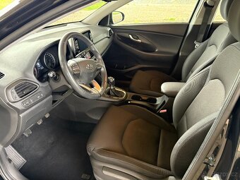 Hyundai i30, 1.6 CRDI 100kw, 1.majitel. - 12