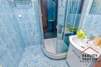 Prodej družs. bytu o velikosti 3+1/63m2 s franc. oknem na ul - 12