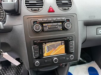 VOLKSWAGEN CADDY MAXI 2,0 TDI-7 MÍST, PARK. SENZORY, NAVI - 12