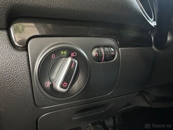 Volkswagen Golf VI 2.0 TDI 81 KW - 12