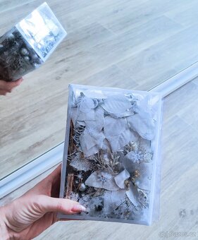 Vánoční ozdoby, květ, vločka,m. Různé barvy - 12