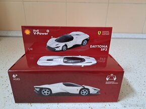 Modely Ferrari, BMW, FORD Shell - 12