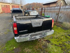 Prodám na Nissan Navara D40 4 dveř 2,5 nafta - 12