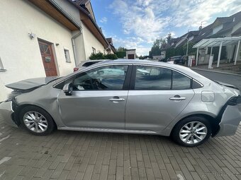 Toyota Corolla 2023 | 1.5L Benzín | 92 kW | 21 043 km | Aut - 12