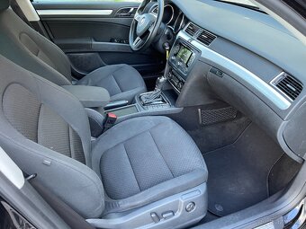Škoda Superb 2 FL, 2.0tdi/125kw, Exclusive, DSG, pěkný vůz - 12