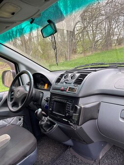 Obytná dodávka Mercedes-Benz Vito - 12
