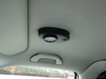 VW Transporter 2.0 TDI SANITKA r.v.2012 (103 kw)AUTOMAT - 12