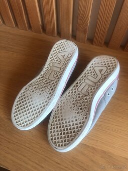Boty vel. 36-39 (50-150,-) - 12